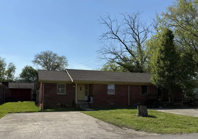 Homes for sale in Middlesboro, KY | 414 S 24th St, Middlesboro, KY 40965 | MLS# 26007215