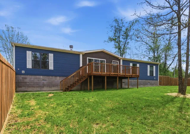 3rd image of 10481 Battlefield Memorial Hwy, Berea, KY 40403 | MLS# 26008502