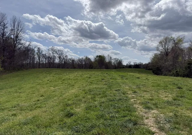4th image of 5483 Subtle Rd, Edmonton, KY 42129 | MLS# 26006929