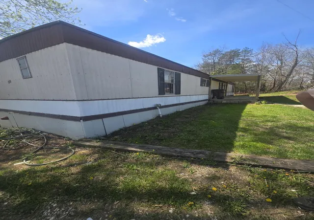 Homes for sale in Clay City, KY | 271 Estes Rd, Clay City, KY 40312 | MLS# 26007240