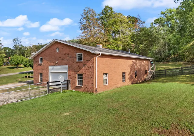 Homes for sale in Clay City, KY | 1429 Brush Creek Rd, Clay City, KY 40312 | MLS# 26006972