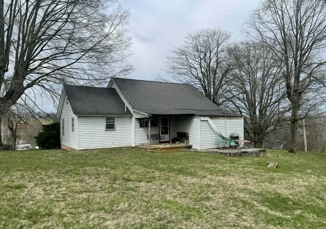 Homes for sale in Nancy, KY | 127 Faubush Norfleet Rd, Nancy, KY 42544 | MLS# 26007223