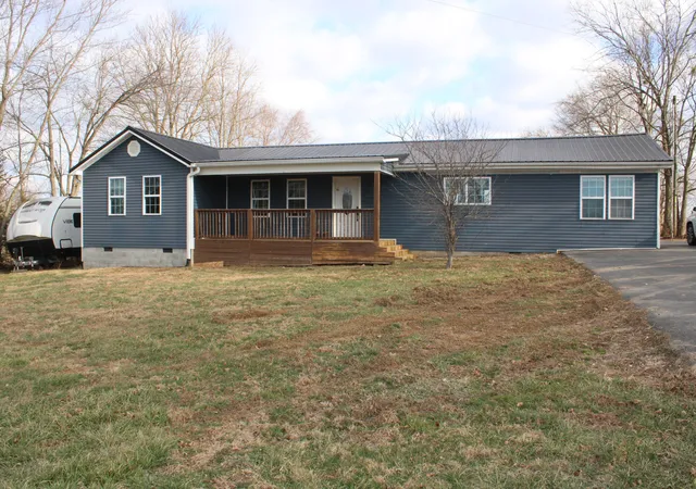 Homes for sale in Paint Lick, KY | 3493 Cartersville Rd, Paint Lick, KY 40461 | MLS# 26007319