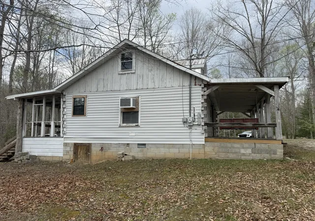 Homes for sale in Monticello, KY | 1906 Green Ford Rd, Monticello, KY 42633 | MLS# 26007167