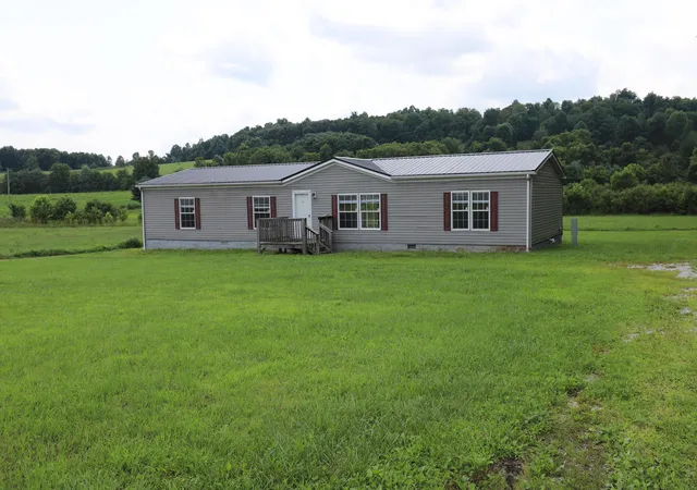 Photo 1 of Single family home for sale at 2825 Puncheon Crk Rd, Eubank, KY 42567 | MLS# 26007163 | Listing updated on 2026-09-09