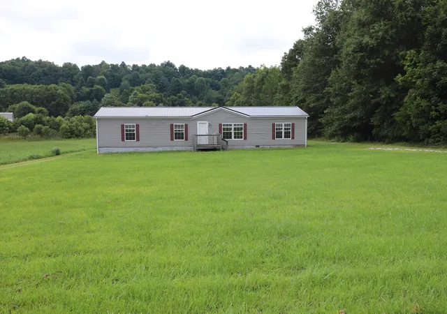 Photo 2 of Single family home for sale at 2825 Puncheon Crk Rd, Eubank, KY 42567 | MLS# 26007163 | Listing updated on 2026-09-09
