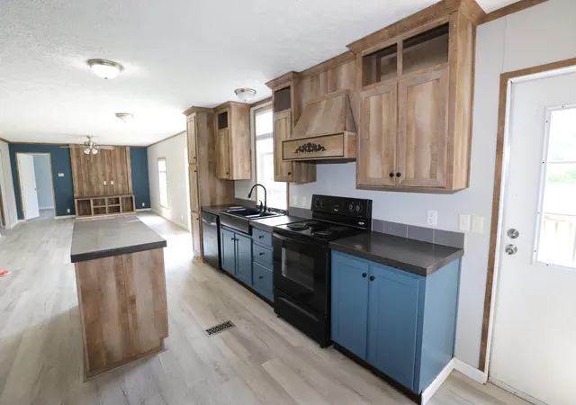 Photo 3 of Single family home for sale at 2825 Puncheon Crk Rd, Eubank, KY 42567 | MLS# 26007163 | Listing updated on 2026-09-09