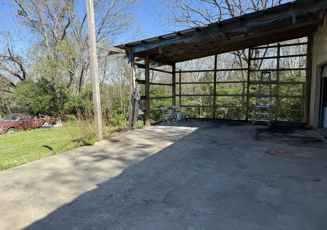 Photo 2 of Single family home for sale at 366 Brushy Frk Rd, Berea, KY 40403 | MLS# 26007191 | Listing updated on 2026-10-15