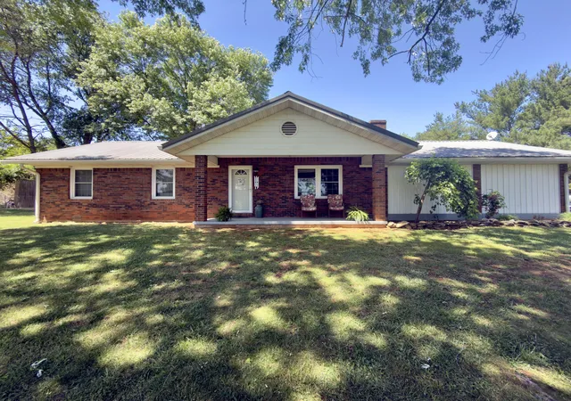 Homes for sale in Monticello, KY | 202 Willa Dr, Monticello, KY 42633 | MLS# 26007245