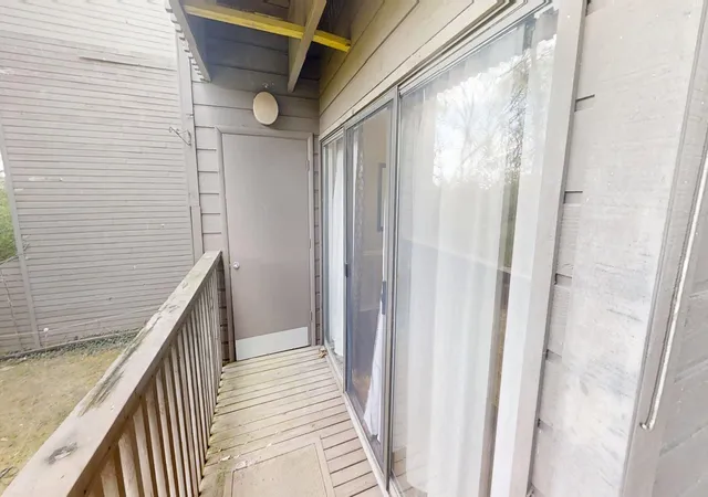 Homes for sale in Lexington, KY | 750 Shaker Drive, Lexington, KY 40504 | Houzeo