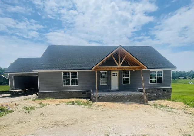 Photo 1 of Sale Pending at 204 Mc Call Ln, Mount Vernon, KY 40456 | MLS# 26008207 | Listing updated on 2026-08-29