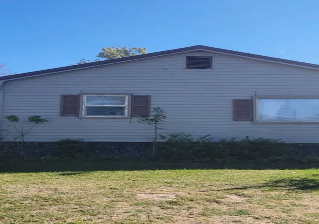 Homes for sale in Paris, KY | 120 Kerrville Ln, Paris, KY 40361 | MLS# 26007249