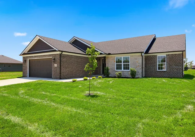 Homes for sale in Richmond, KY | 703 Spokane Dr, Richmond, KY 40475 | MLS# 26007567