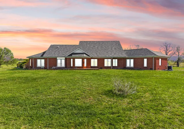 Homes for sale in Eubank, KY | 4211 Old Bull Rd, Eubank, KY 42567 | MLS# 26007464