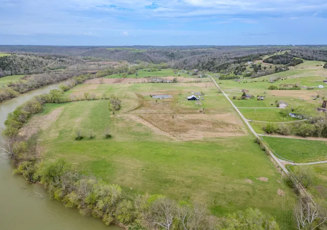 4th image of 4025 Jackson Ferry Rd, Winchester, KY 40391 | MLS# 26007284