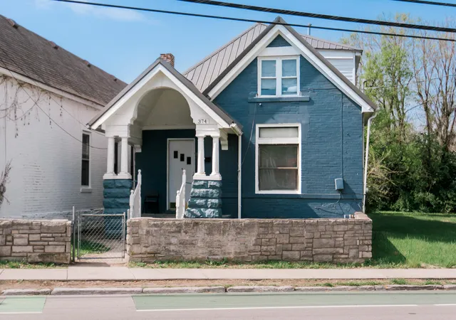 Photo 1 of Single family home for sale at 374 E 3rd Street, Lexington, KY 40508 | MLS# 26007365 | Listing updated on 2026-05-12