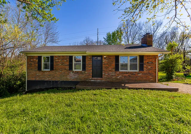 Homes for sale in Frankfort, KY | 505 Old Us 60 Rd, Frankfort, KY 40601 | MLS# 26007412