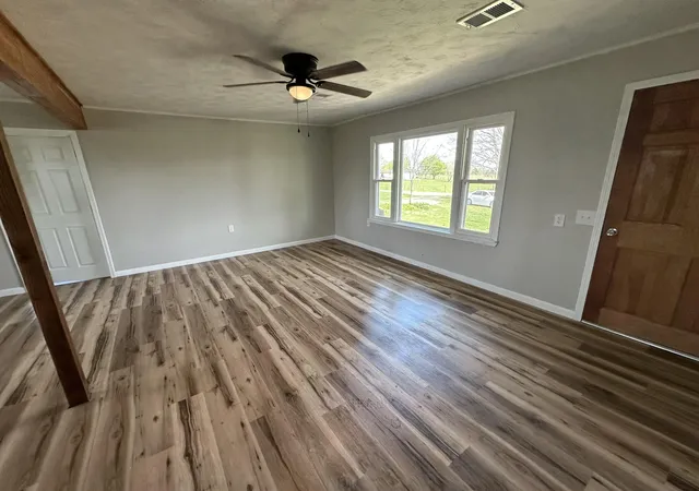 Photo 4 of Single family home for sale at 140 Historic Ln, Cynthiana, KY 41031 | MLS# 26007504 | Listing updated on 2026-07-13