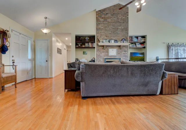 Photo 4 of Single family home for sale at 465 Morris Rd, Winchester, KY 40391 | MLS# 26007545 | Listing updated on 2026-04-14