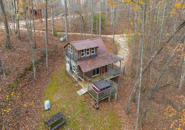 Homes for sale in Stanton, KY | 1704 Chop Chestnut Rd, Stanton, KY 40380 | MLS# 26007518