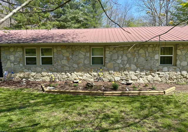 Homes for sale in Hustonville, KY | 330 Happy Hollow Rd, Hustonville, KY 40437 | MLS# 26007632