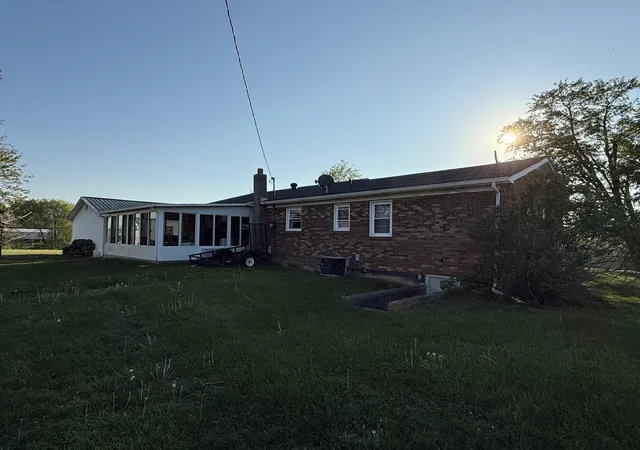 3rd image of 1710 Kentucky 1948, Waynesburg, KY 40489 | MLS# 26007748