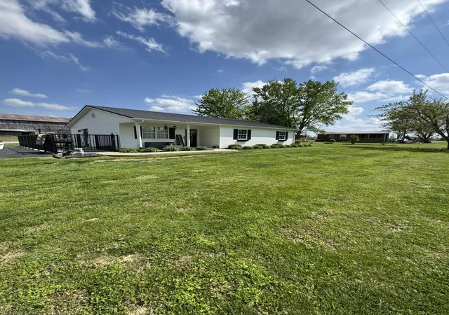 Homes for sale in Russell Springs, KY | 10 Amy Ln, Russell Springs, KY 42642 | MLS# 26007911