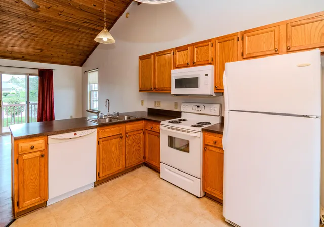 Photo 2 of Townhouse for sale at 3525 Lochdale Ter, Lexington, KY 40514 | MLS# 26007820 | Listing updated on 2026-04-25