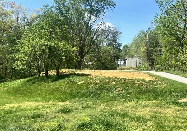 Homes for sale in Monticello, KY | 33 Old Beaver Loop, Monticello, KY 42633 | MLS# 26008050