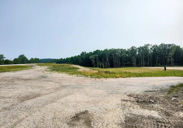 Photo 8 of Land for sale at 1 Old Phelps Ln, Morehead, KY 40351 | MLS# 26007928 | Listing updated on 2026-04-15