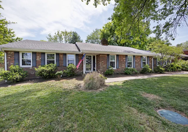 Homes for sale in Danville, KY | 2036 Old Lexington Rd, Danville, KY 40422 | MLS# 26008551