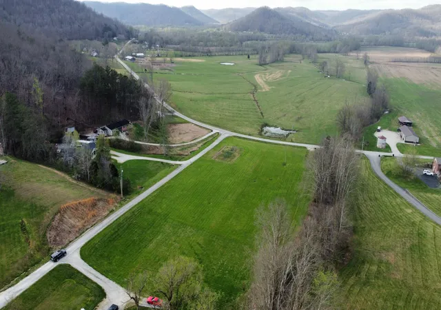 Homes for sale in Stanton, KY | 2786 N Bend Rd #Lot 4, Stanton, KY 40380 | MLS# 26011294
