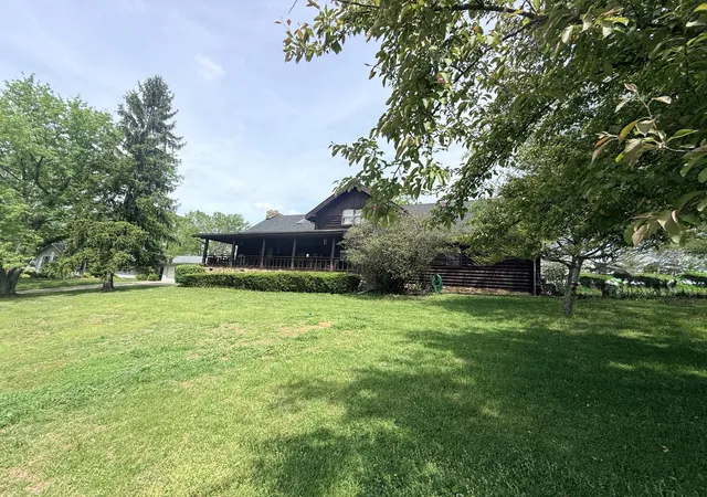 Homes for sale in Georgetown, KY | 2006 Longview Dr, Georgetown, KY 40324 | MLS# 26008022