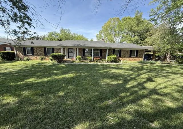 Homes for sale in Somerset, KY | 72 Military Rd, Somerset, KY 42503 | MLS# 26008441