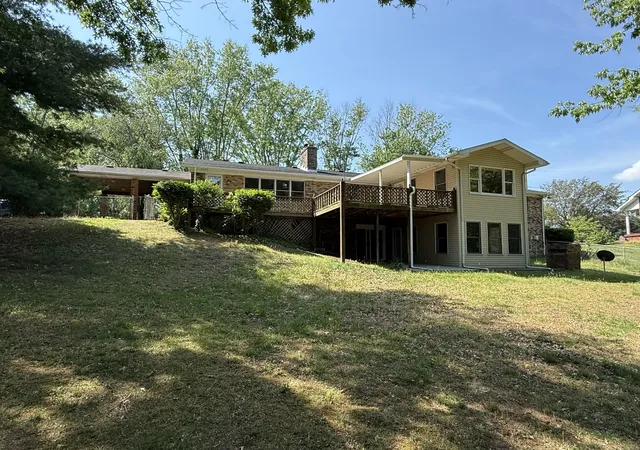 Homes for sale in Somerset, KY | 72 Military Rd, Somerset, KY 42503 | MLS# 26008441