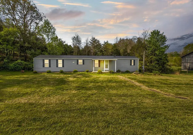 Photo 1 of Single family home for sale at 7565 Cream Aly Rd, Jeffersonville, KY 40337 | MLS# 26008202 | Listing updated on 2026-09-03
