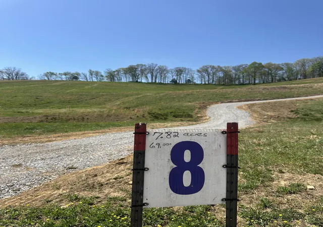 Photo 1 of Land for sale at 147 Coon Trl, East Bernstadt, KY 40729 | MLS# 26008138 | Listing updated on 2026-05-01