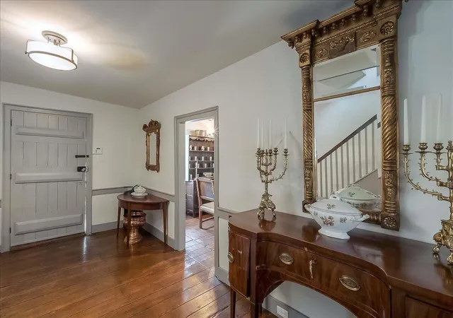 Photo 4 of Single family home for sale at 317 S Mill St, Lexington, KY 40508 | MLS# 26008141 | Listing updated on 2026-10-20