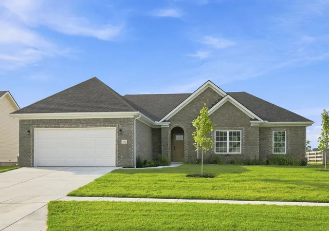 Single family home for sale at 341 Mohegan Trl, Richmond, KY 40475 | MLS# 26008397
