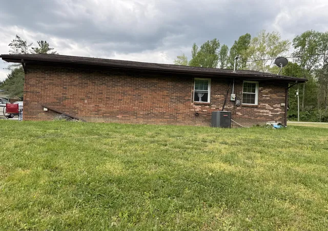 Homes for sale in Williamsburg, KY | 212 N 5Th St, Williamsburg, KY 40769 | MLS# 26008311