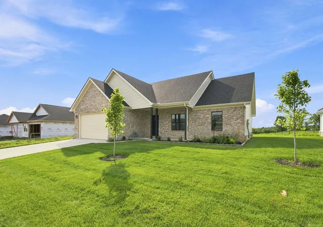 Photo 3 of Single family home for sale at 343 Mohegan Trl, Richmond, KY 40475 | MLS# 26008394 | Listing updated on 2026-09-29