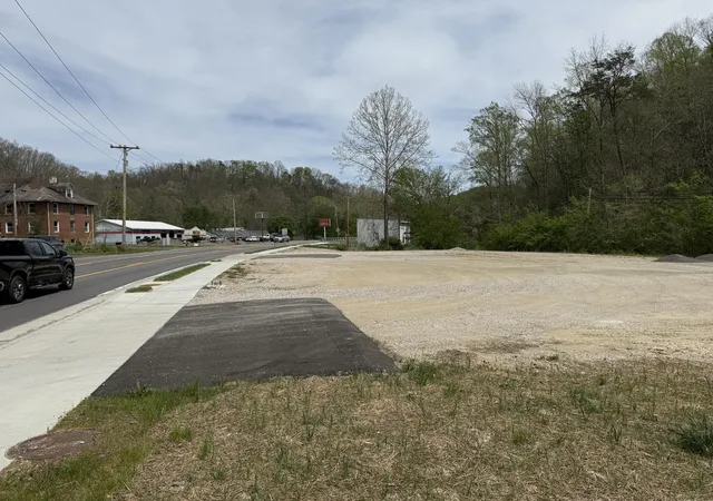 Homes for sale in Frenchburg, KY | 460 Main St, Frenchburg, KY 40322 | MLS# 26009549