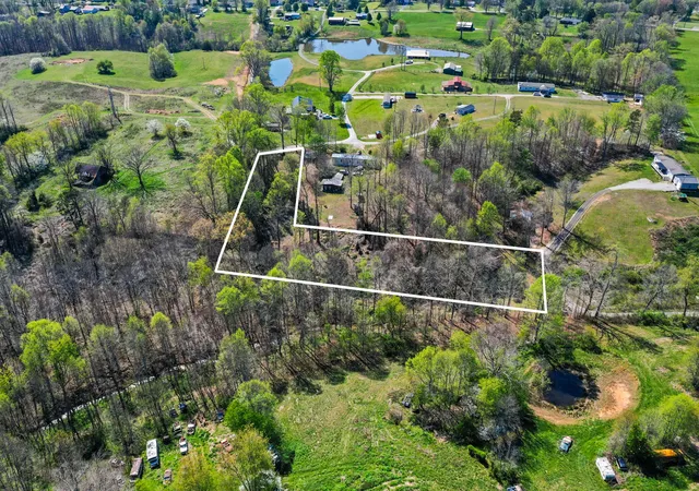 Homes for sale in Lily, KY | 9999 Owen Rd, Lily, KY 40740 | MLS# 26008274