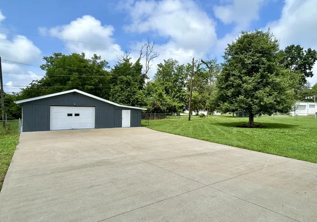 Homes for sale in Somerset, KY | 57 Country Hill Dr, Somerset, KY 42503 | MLS# 26008405
