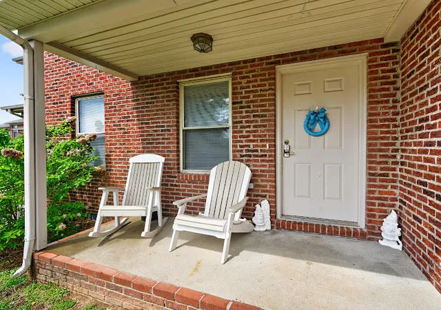 Homes for sale in Versailles, KY | 502 Tecumseh Trl #C, Versailles, KY 40383 | MLS# 26008295