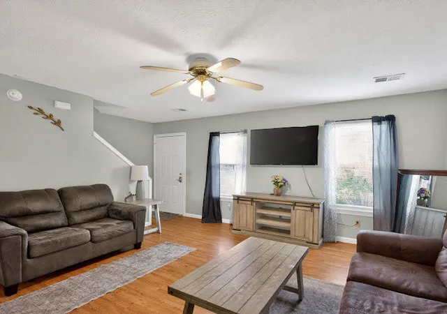 Homes for sale in Versailles, KY | 502 Tecumseh Trl #E, Versailles, KY 40383 | MLS# 26008297