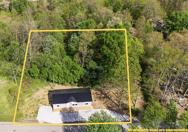 Homes for sale in Clay City, KY | 1074 Jones Rd, Clay City, KY 40312 | MLS# 26008340