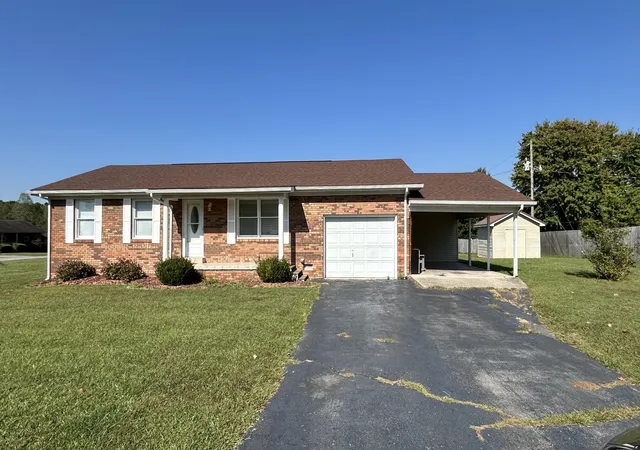 Homes for sale in London, KY | 171 Wildwood Ave, London, KY 40744 | MLS# 26008628