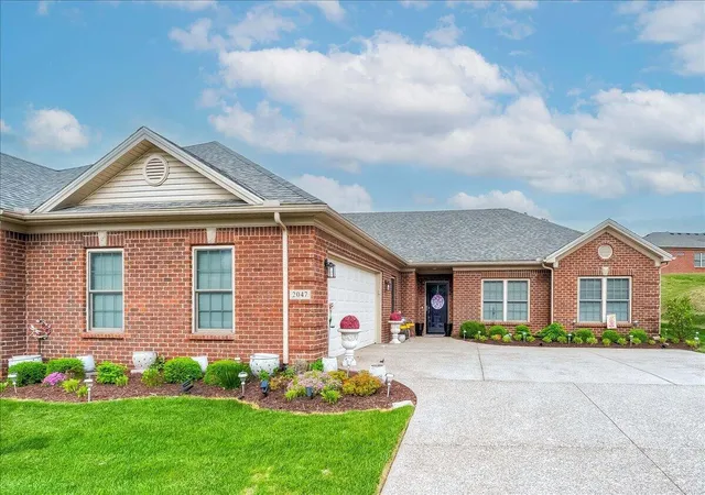2nd image of 2047 Berry Hill Dr, Frankfort, KY 40601 | MLS# 26008389