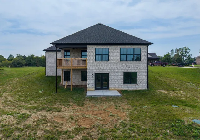 Photo 2 of Single family home for sale at 105 Dawn Ct, Richmond, KY 40475 | MLS# 26008537 | Listing updated on 2026-09-14